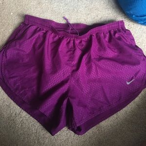 NIKE RUNNING SHORTS